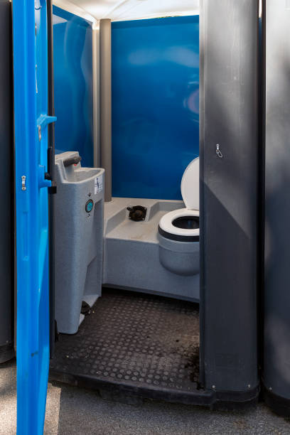 Best Affordable porta potty rental  in Shelburn, IN