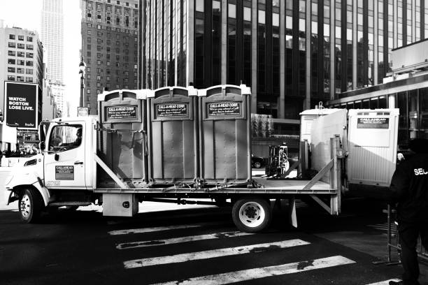 Best Temporary restroom rental  in Shelburn, IN